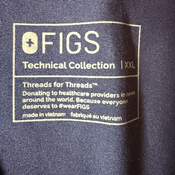 Lot of 2 FIGS Catarina Scrub Tops –Women's XXL – Navy & Medium Blue One Pocket V - Picture 4 of 6